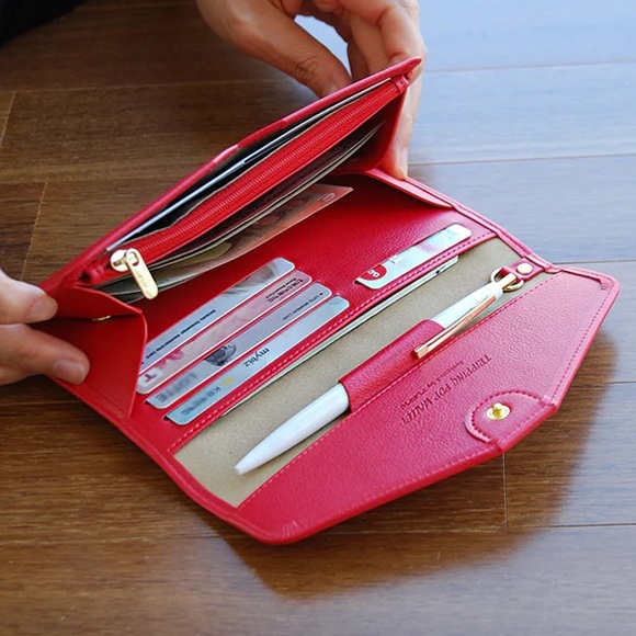 Tripping Wallet - Picture 2 of 9